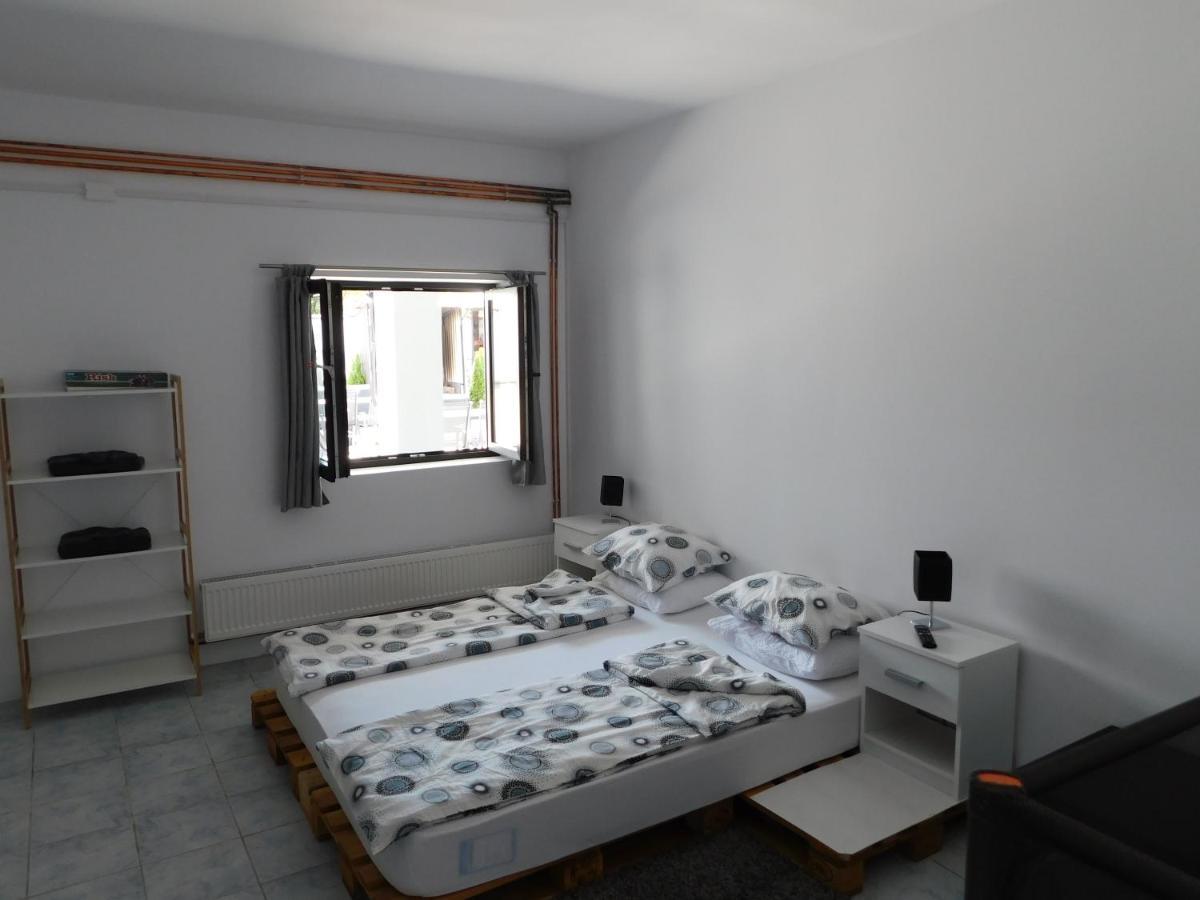 Mountain Vista Suites Zărneşti Extérieur photo