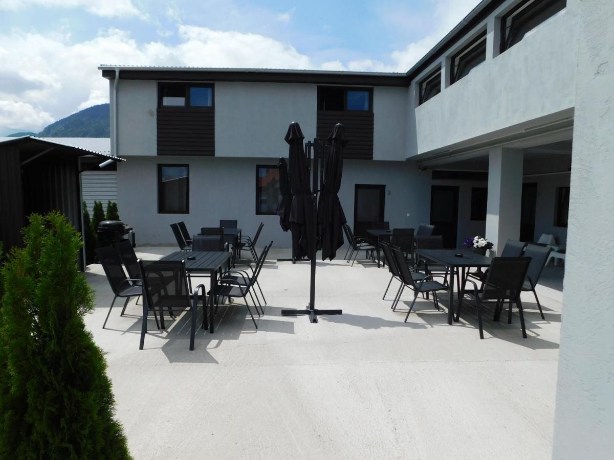 Mountain Vista Suites Zărneşti Extérieur photo